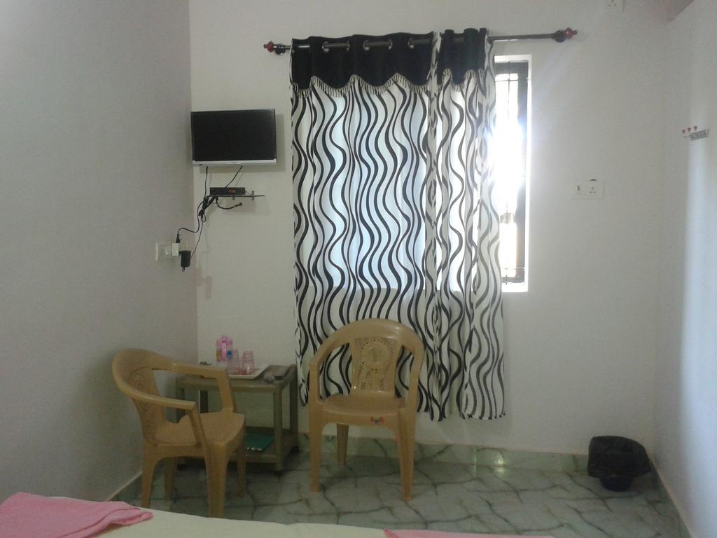 Casa Almeida Guest House Candolim Δωμάτιο φωτογραφία